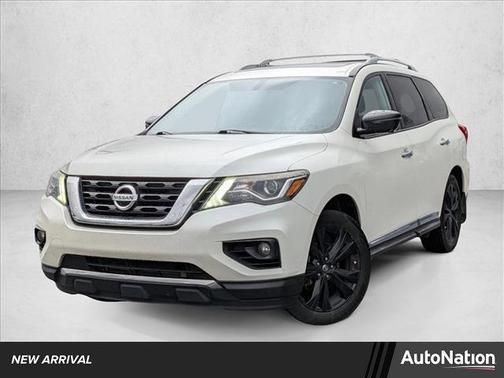 2017 Nissan Pathfinder Platinum