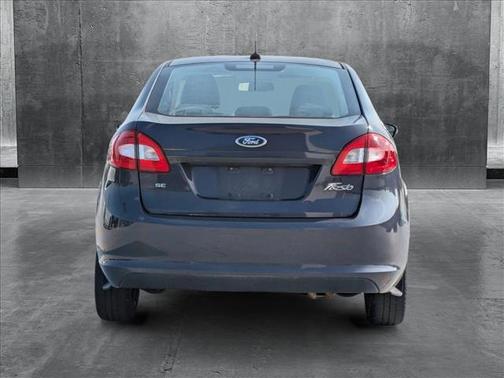 2013 Ford Fiesta SE