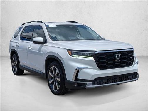 Platinum White Pearl 2023 Honda Pilot AWD Elite