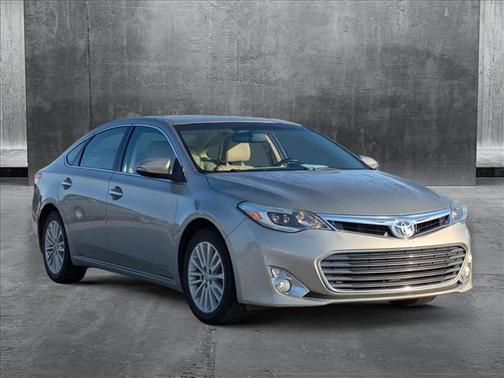 2013 Toyota Avalon Hybrid XLE Touring