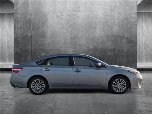 2013 Toyota Avalon Hybrid XLE Touring