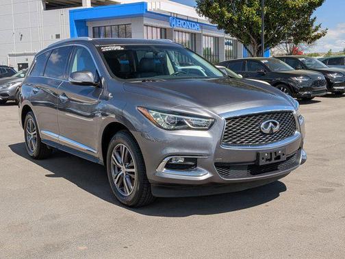 2017 INFINITI QX60 Base
