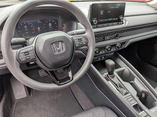 2025 Honda Accord LX 1.5T