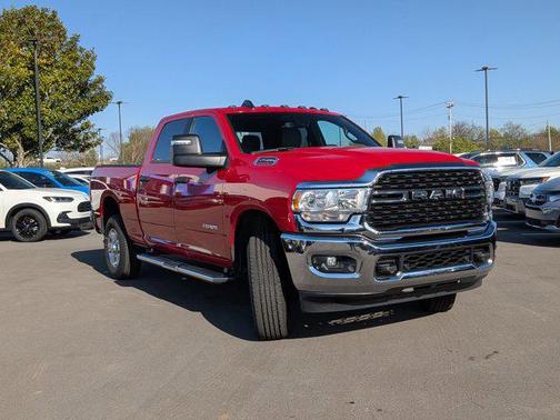 2023 RAM 2500 Big Horn Crew Cab 4x4 6'4' Box