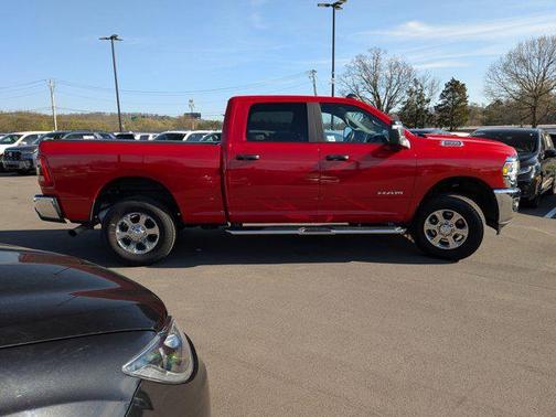 2023 RAM 2500 Big Horn Crew Cab 4x4 6'4' Box