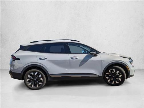 Wolf Gray 2023 Kia Sportage X-Line