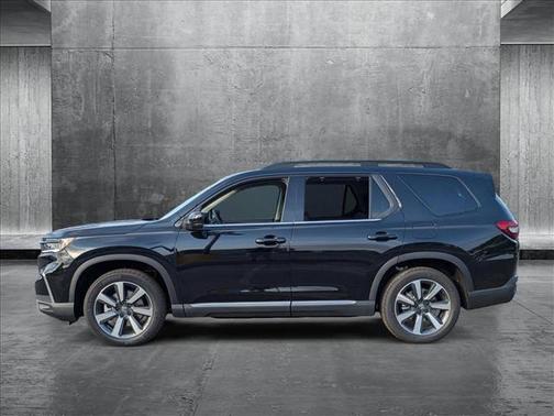 2025 Honda Pilot Touring 8-Passenger