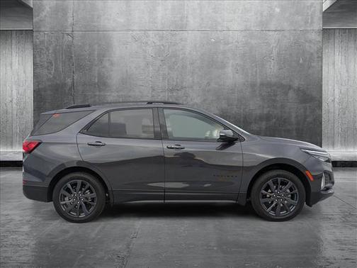 2022 Chevrolet Equinox FWD RS