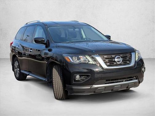 2018 Nissan Pathfinder SV