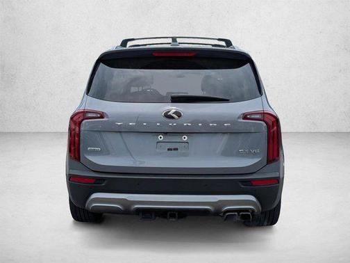 Everlasting Silver 2020 Kia Telluride EX