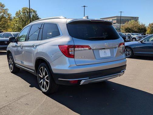 2019 Honda Pilot Touring 8-Passenger