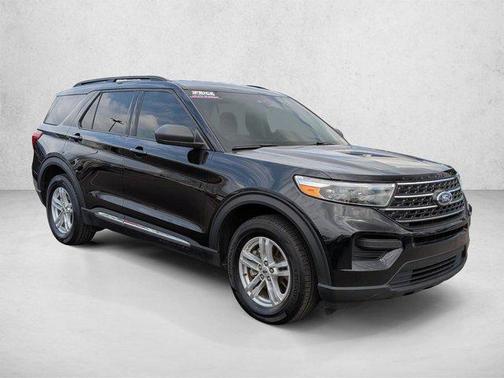 Agate Black Metallic 2024 Ford Explorer XLT