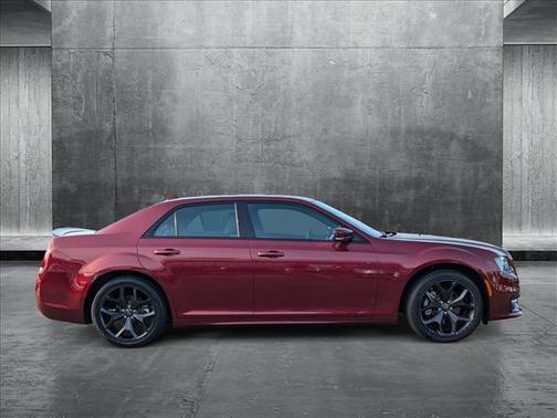 2022 Chrysler 300 S
