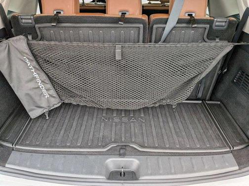 Boulder Gray Pearl 2023 Nissan Pathfinder Platinum 4WD