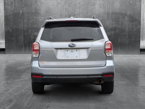 2018 Subaru Forester 2.5i Touring