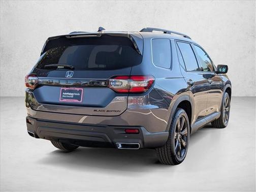 2025 Honda Pilot Black Edition