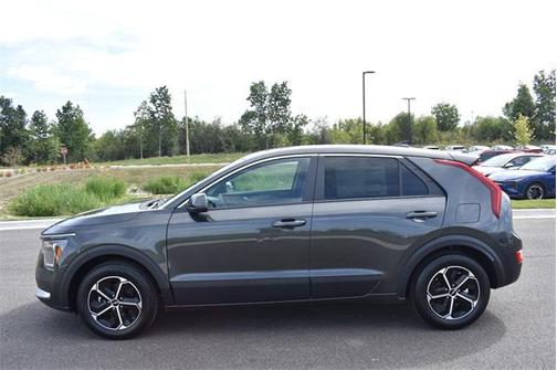 2025 Kia Niro LX
