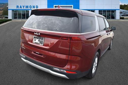 2024 Kia Carnival LX