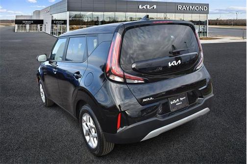 2024 Kia Soul LX