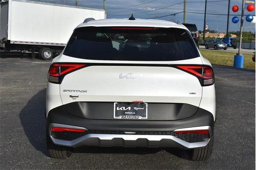 2025 Kia Sportage Hybrid EX