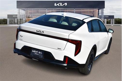 2025 Kia K4 GT-Line