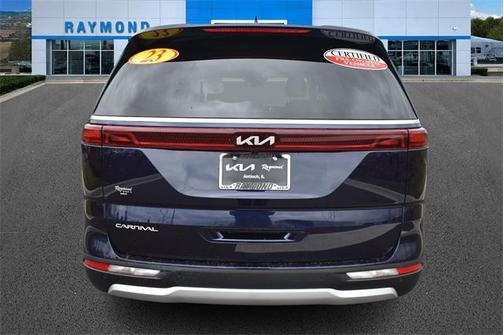 2023 Kia Carnival LX