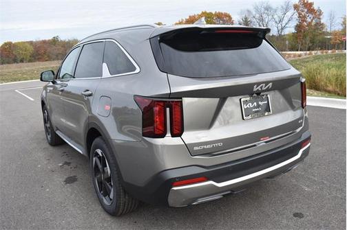 2026 Kia Sorento Hybrid EX
