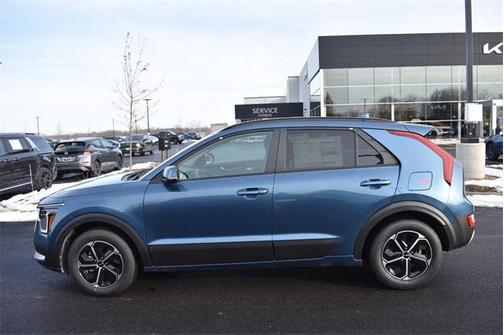 2025 Kia Niro EX