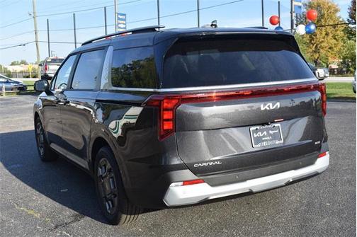 2026 Kia Carnival Hybrid EX