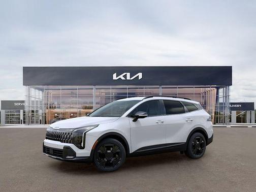 Snow White Pearl 2026 Kia Sportage X-Line