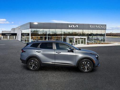 Everlasting Silver 2023 Kia Sportage EX