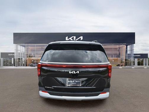 Aurora Black Pearl 2026 Kia Carnival EX