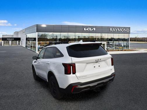 Glacial White Pearl 2024 Kia Sorento SX
