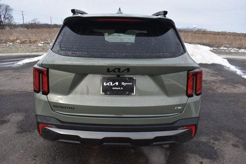 2025 Kia Sorento SX