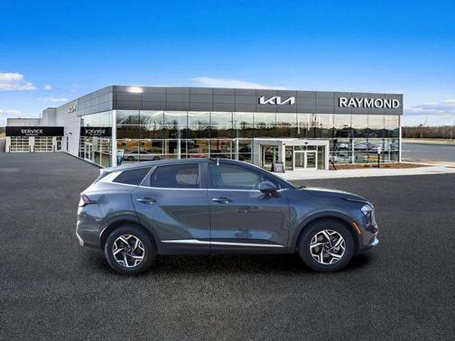 Gravity Gray 2023 Kia Sportage LX