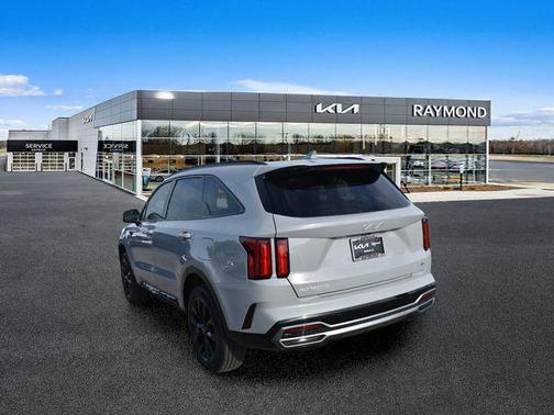 Wolf Gray 2023 Kia Sorento SX