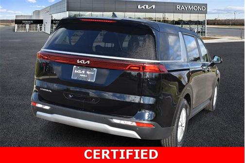 2023 Kia Carnival LX