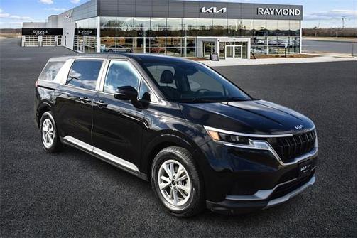 2023 Kia Carnival LX