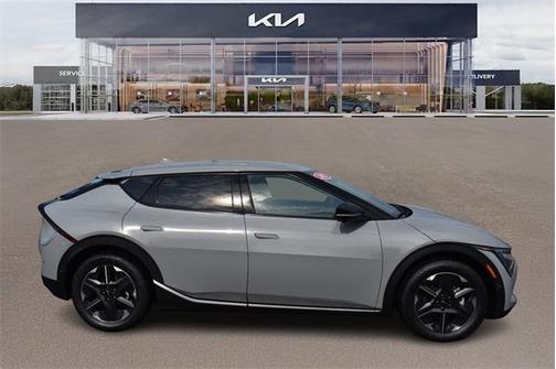 2025 Kia EV6 Light
