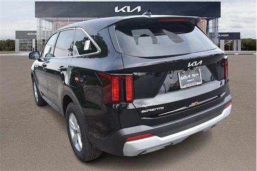 2025 Kia Sorento LX