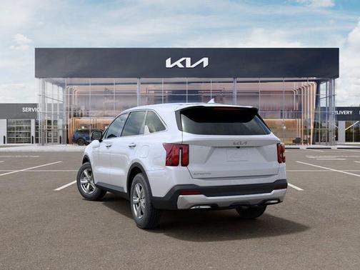 White Pearl 2026 Kia Sorento LX