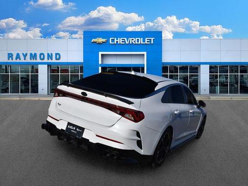 Glacial White Pearl 2021 Kia K5 GT-Line