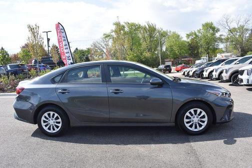 Gravity Gray 2024 Kia Forte LX