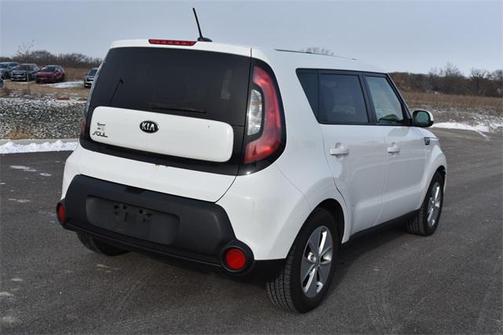 2016 Kia Soul Base