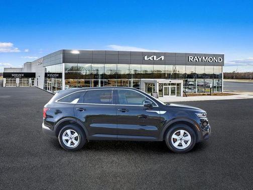 Ebony Black 2023 Kia Sorento LX