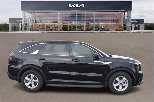 2025 Kia Sorento LX