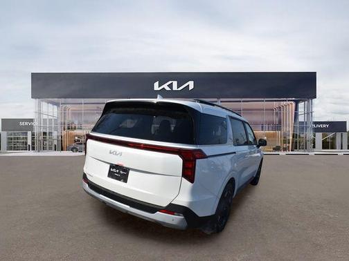Snow White Pearl 2026 Kia Carnival EX