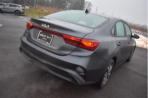 2022 Kia Forte LXS