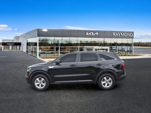 Ebony Black 2023 Kia Sorento LX