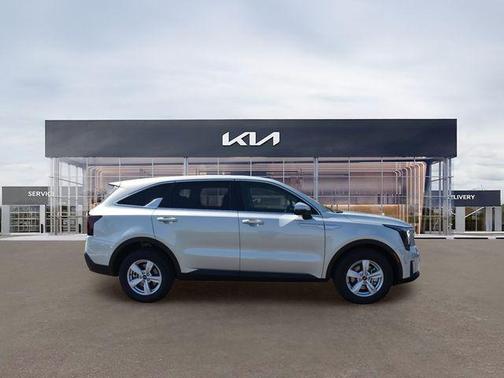 Ivory Silver 2026 Kia Sorento LX